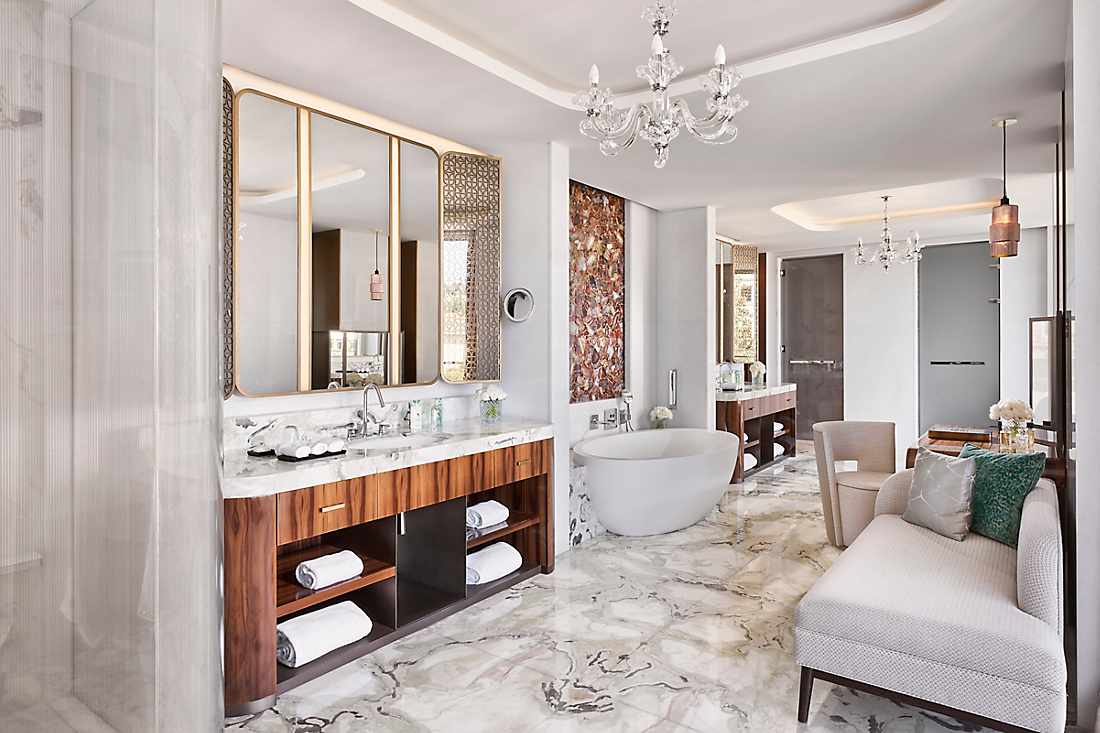 Two Bedroom Royal Bosphorus Suite bathroom